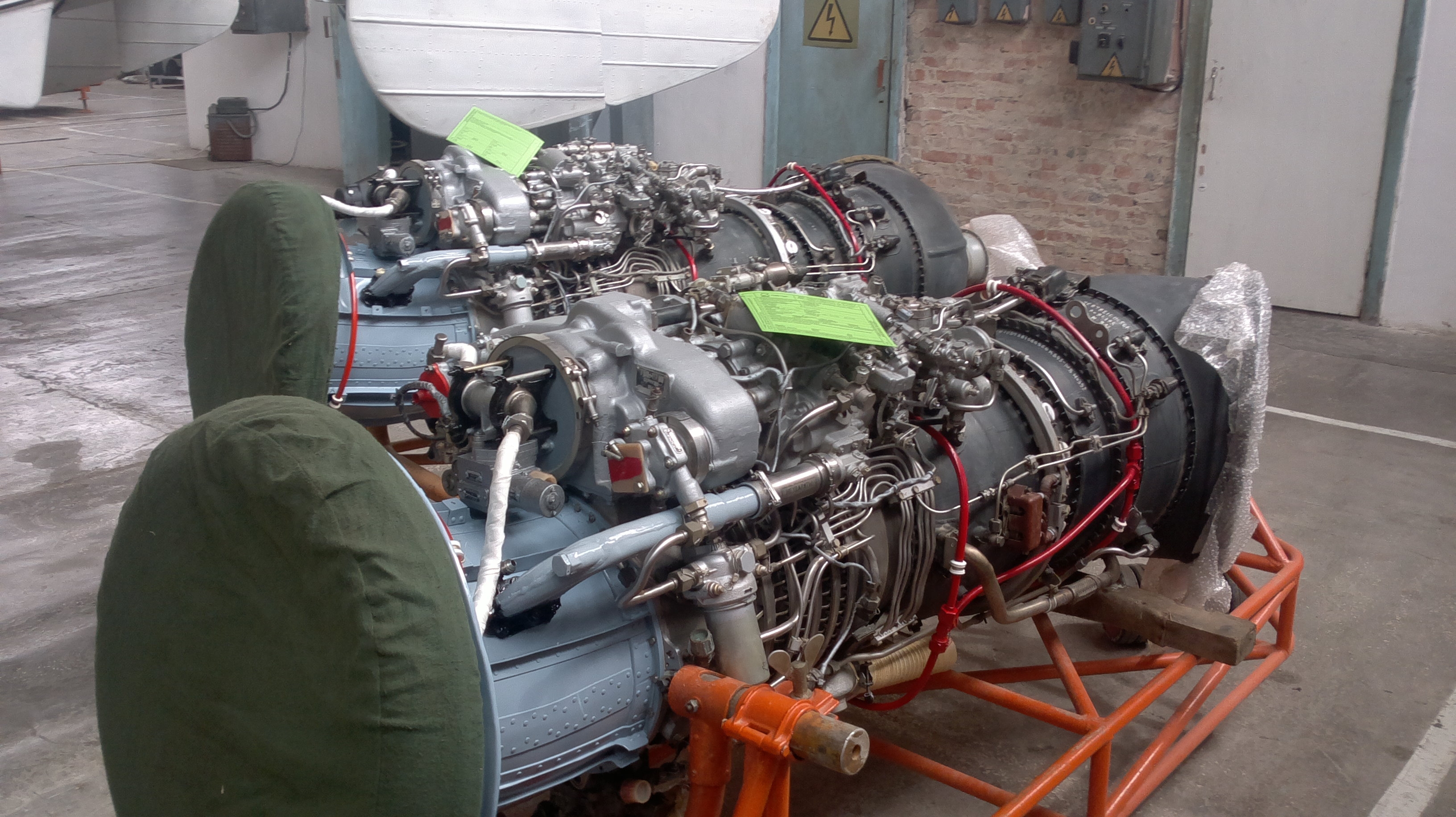 Mi17engines2.JPG